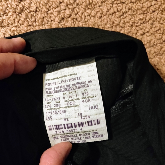 Hugo Boss Rossellini/Movie Suit (40R) - Picture 8 of 12